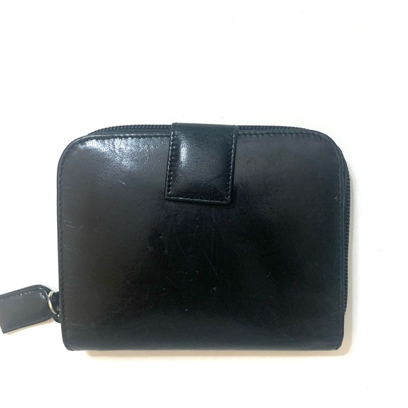PRADA Black Spazzaloto Leather
Compact Bi-Fold
Zip Around Wallet, authen… - Picture 2 of 12